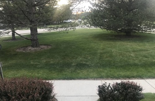 Wadsworth House | Retreat near Golf Course! Minutes from Lake Michigan! LongTerm-6 months+ Rental.