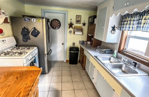 Lake City House | Retro Moose Cottage Near Lake Missaukee