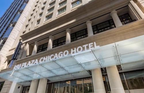 Streeterville Hotel | Riu Plaza Chicago