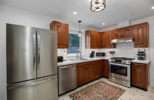 Ann Arbor House | River Rock Guest House - A Quiet Haven w/Firepit, Walking & Biking River Trails