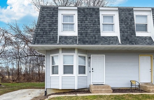 Quad Cities House | Roomy 4BR/2.5BA Home, Arcade & Deck in Davenport