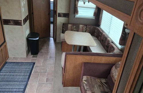 Mason City RV Rental | RV Bunkhouse on the River