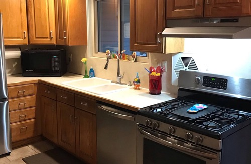 Beachwood-Bluffton House | Sandy Beach Access 🏖️ Family Friendly Home. 5 ⭐️Rated!