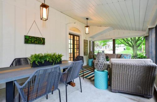 Saugatuck Villa | Saugatuck FH walk to town private hot tub