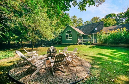 Sister Bay House | Scandia- Secluded Home, Walk to Marina, Game Room & Hot Tub