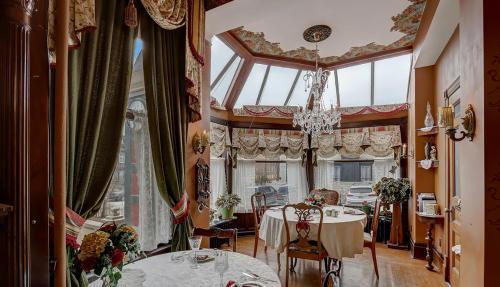 Concordia Bed & Breakfast | Schuster Mansion Bed & Breakfast