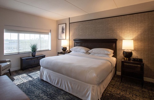Techny Hotel | Sheraton Chicago Northbrook Hotel