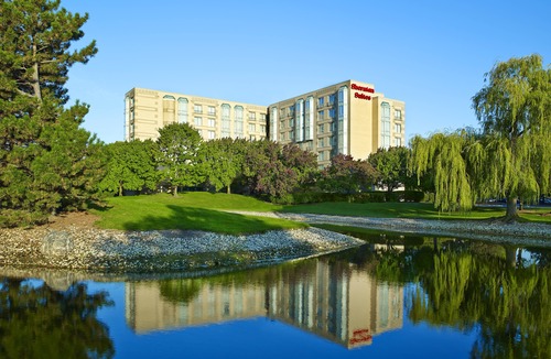 Elk Grove Village Hotel | Sheraton Suites Chicago Elk Grove
