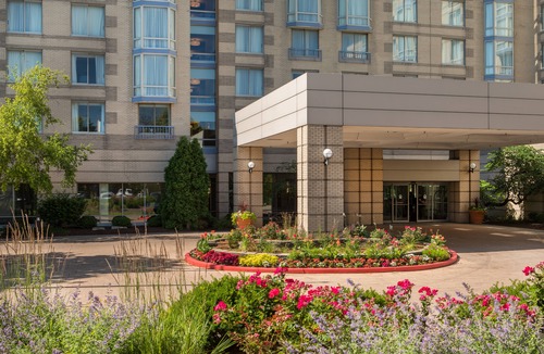 Elk Grove Village Hotel | Sheraton Suites Chicago Elk Grove
