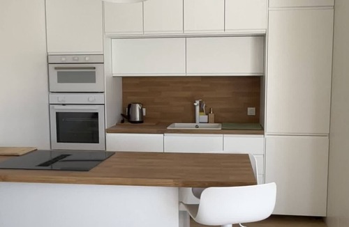La Forest-Landerneau House | Single-storey wooden house, close to the Elorn river in a quiet area.