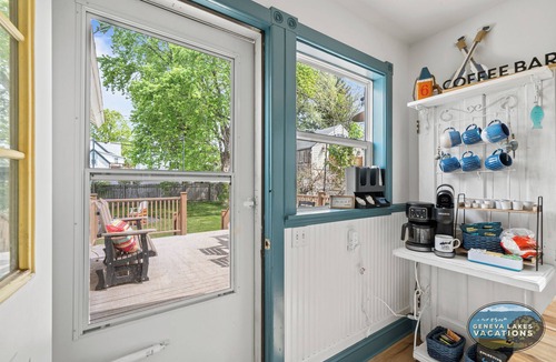 Lake Geneva Apartment | Sit. Stay. Lake Geneva Dog Friendly Property Near Downtown