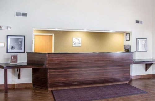 Davenport Hotel | Sleep Inn & Suites Davenport - Quad Cities
