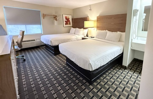 Orange Prairie Hotel | Sleep Inn & Suites Peoria North
