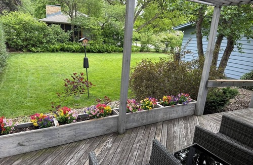 Ames House | Sleeps 10 - 5BR - Minutes to Campus - Next to Park, Golf, Shopping