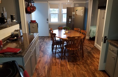 Milwaukee House | Sleeps up to 30 people comfortably, there's karaoke pool table and so much more.