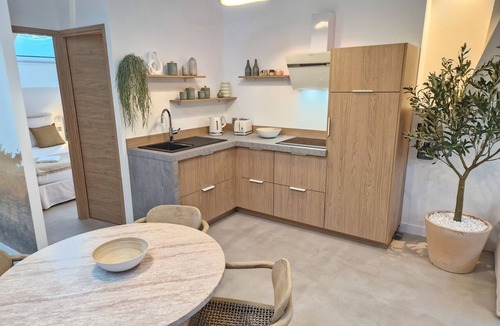 Vernon Apartment | Soleil Levant's House By les Maisons de Camille