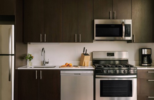 South Loop Apartment | Sonder South Wabash | Superior One-Bedroom Apartment w/Balcony