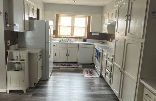 Hainesville Apartment | Spacious 4 Bedroom Rental