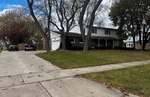 Oshkosh House | Spacious 5BR/4BA Getaway in Oshkosh – Perfect for Families & Groups!
