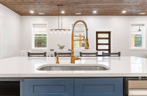 Croton Township House | Spacious and elegant barndominium in Howard City.