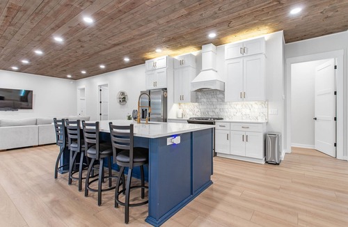 Croton Township House | Spacious and elegant barndominium in Howard City.