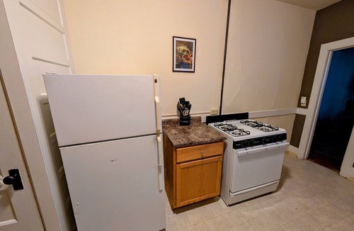 Yankee Hill Apartment | Spacious & Charming 4 BR near Downtown