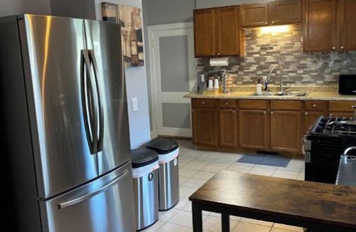 Milwaukee House | Spacious Family Retreat: Game Room ~ Gym ~ Parking