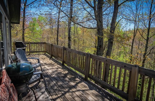 Bessemer House | Spacious northwoods getaway in the Powderhorn Mountain village minutes ski hills