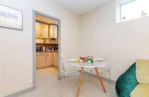 Notre-Dame-des-Champs Apartment | Spacious studio, chic and quiet, attractive Bon Marché district