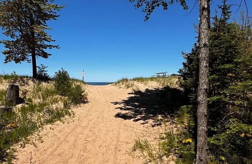 Ontonagon Cottage | Spruce Valley Cottage at Miller's Cottages