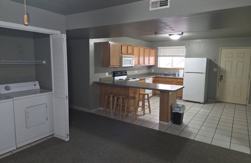 Fort Dodge Apartment | State Softball Tournament Special. Perfect 4-bedroom apartment in Fort Dodge!
