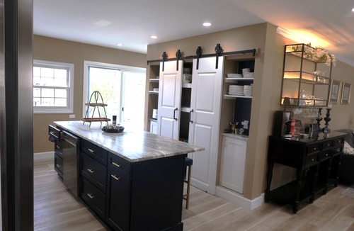 Wooded Estates House | STEPS TO ND STADIUM! Newly Remodeled 6-bdrm, 4 bath on .6 acres with lrg deck