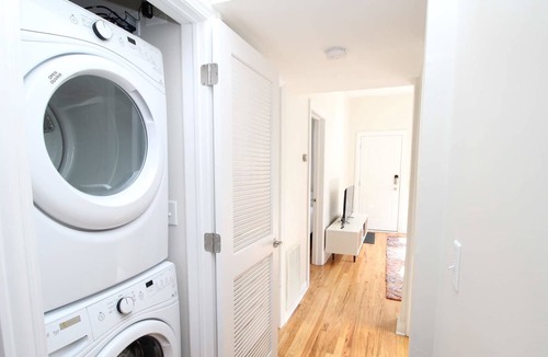 Ukrainian Village Apartment | Steps to Shops, Eats | Easy Access + W&D | Zencity