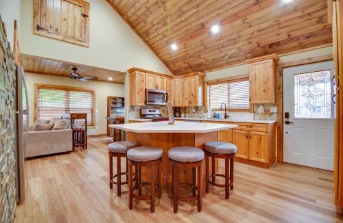 Twin Lakes House | Steps to Water! Boater’s Basecamp in Twin Lakes