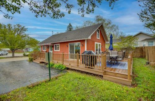Twin Lakes House | Steps to Water! Boater’s Basecamp in Twin Lakes