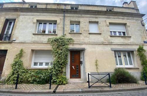 Grand Parc-Paul Doumer Apartment | studio BORDEAUX CHARTRONS 2