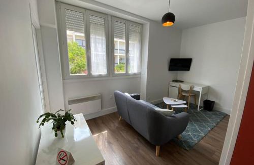 Grand Parc-Paul Doumer Apartment | studio BORDEAUX CHARTRONS 2