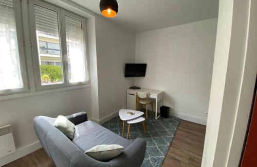 Grand Parc-Paul Doumer Apartment | studio BORDEAUX CHARTRONS 2