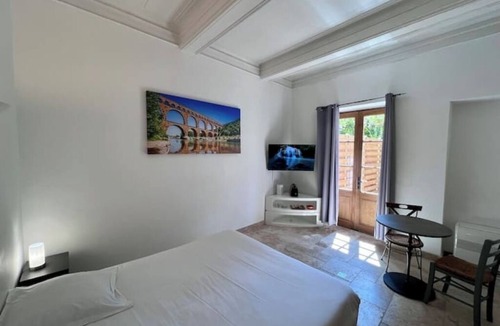 Quartier Administrations Apartment | Studio on terrace