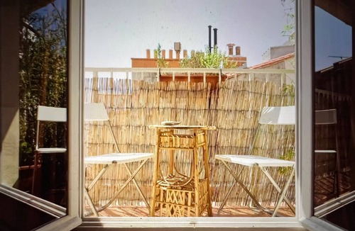 Opera Apartment | Studio with balcony in the heart of the old town (& 3min walk from the old port)