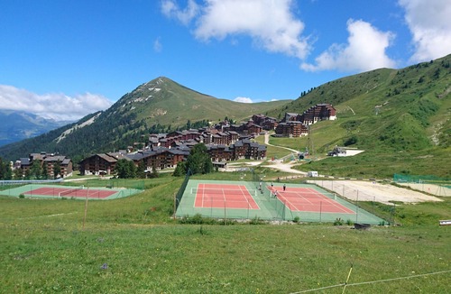 La Roche Ski Chalet | Stunning chalet 200m from the piste/chairlift/ski shop & restaurant, fibre wifi