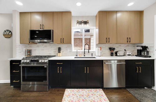 Evanston House | Stunning Evanston Retreat Near Northwestern University