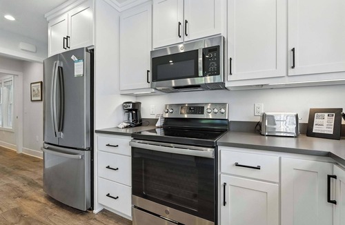 Sturgeon Bay House | Sturgeon Bay Waterfront! Thenell's Beach House