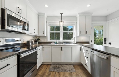 Sturgeon Bay House | Sturgeon Bay Waterfront! Thenell's Beach House