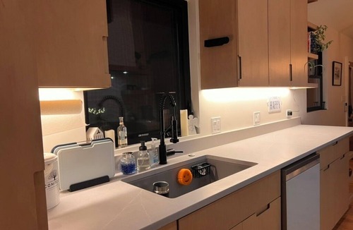Villa Park House | Stylish Basement Suite with Designer Touches