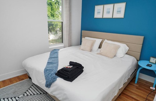 West Town Apartment | Stylish brand new 3BR Near West Loop and Fulton Market