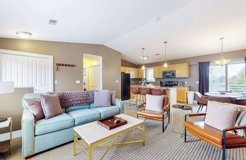 Douglas Condo | Stylish dog-friendly retreat with furnished deck, pool, & firepits