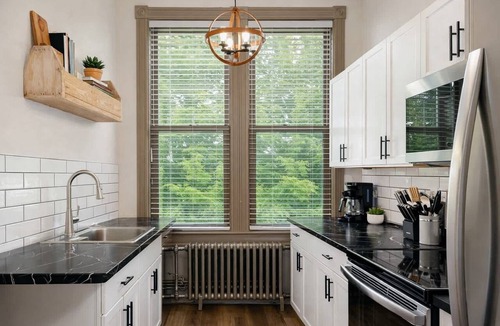 Oshkosh Apartment | Stylish Downtown Loft – Free Parking & City Views!
