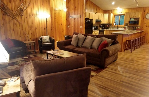 Manitowish Waters House | Summertime Fun Time at Hojnacki's Cedar Hideaway