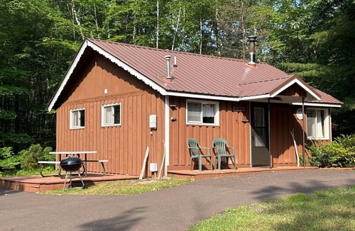 Ontonagon Cottage | Sunset at Miller's Cottages